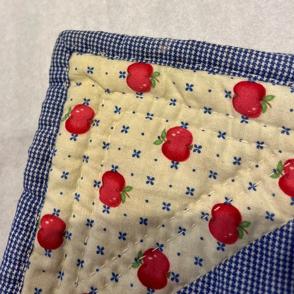 Vintage Hand Quilted Patchwork Wall Hanging or Table Topper | Apple Pattern